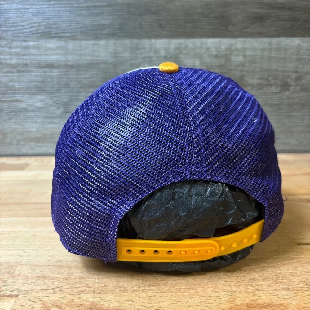 Minnesota Vikings Hat Cap Snapback Tan Purple NFL‎ Football One Size Adjustable